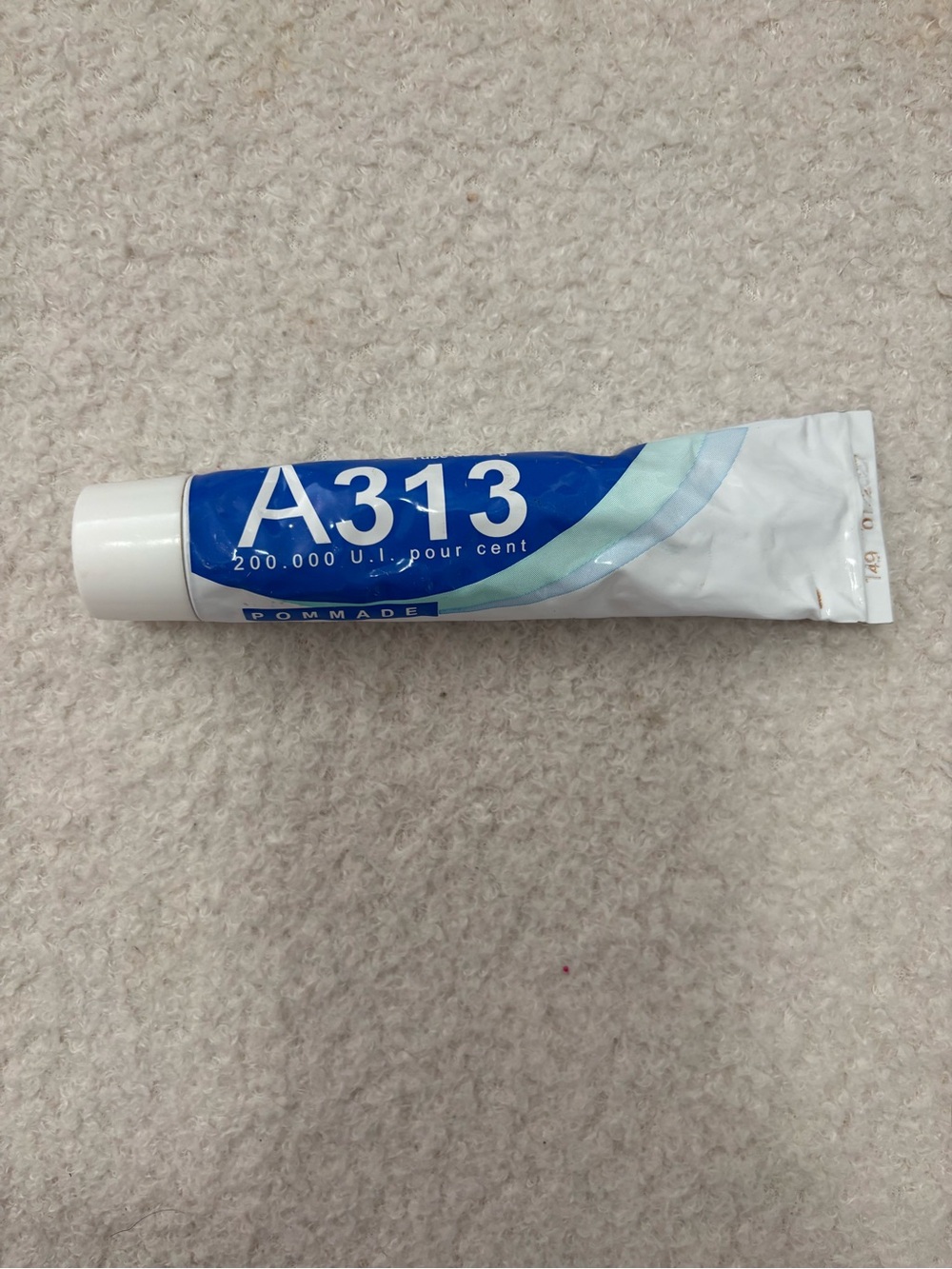 A313 Pomade Tube - Blue and White